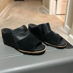 Sorel Wedge Slip On Mule Sandal Black Leather Canvas